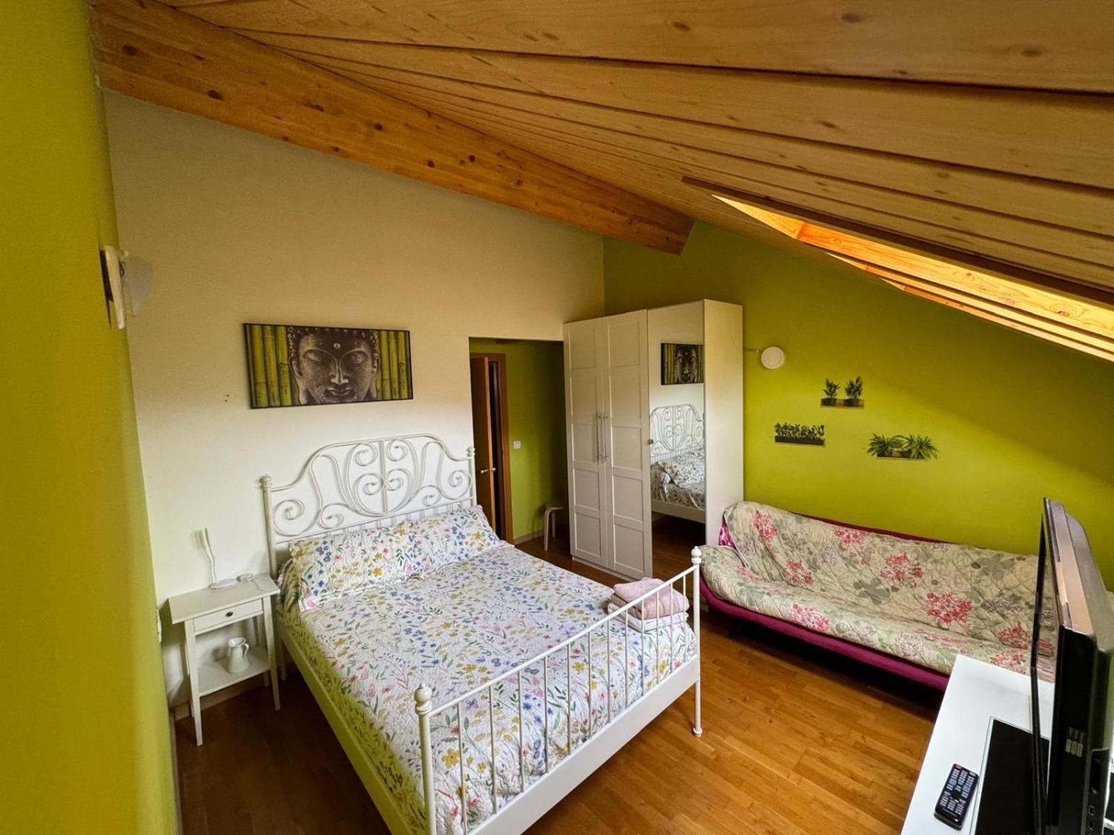 Adosado En Villanua Con Wifi ภายนอก รูปภาพ